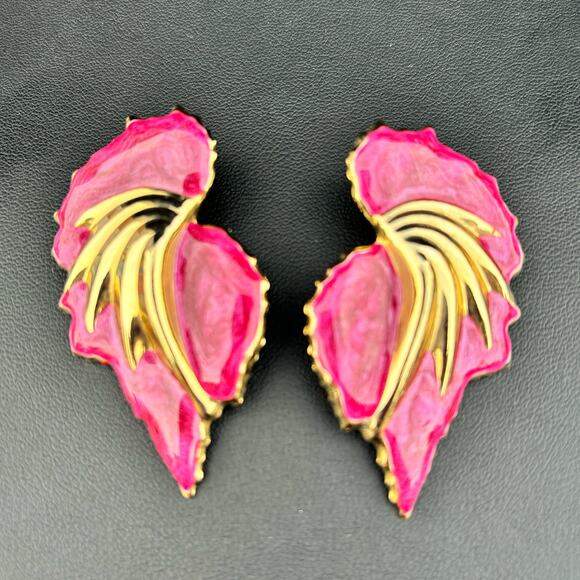 Vintage 1980 Pink Enamel Angel Wing Post Back Earrings - Picture 1 of 4